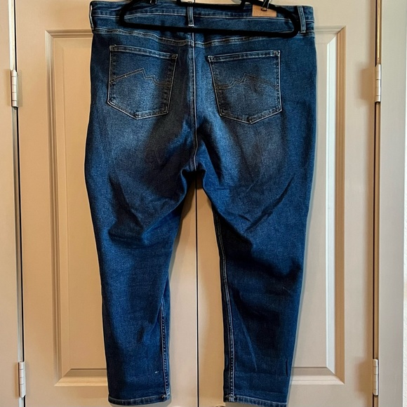 Max Studio Indigo High Rise Ankle Skinny Jeans - Picture 6 of 7